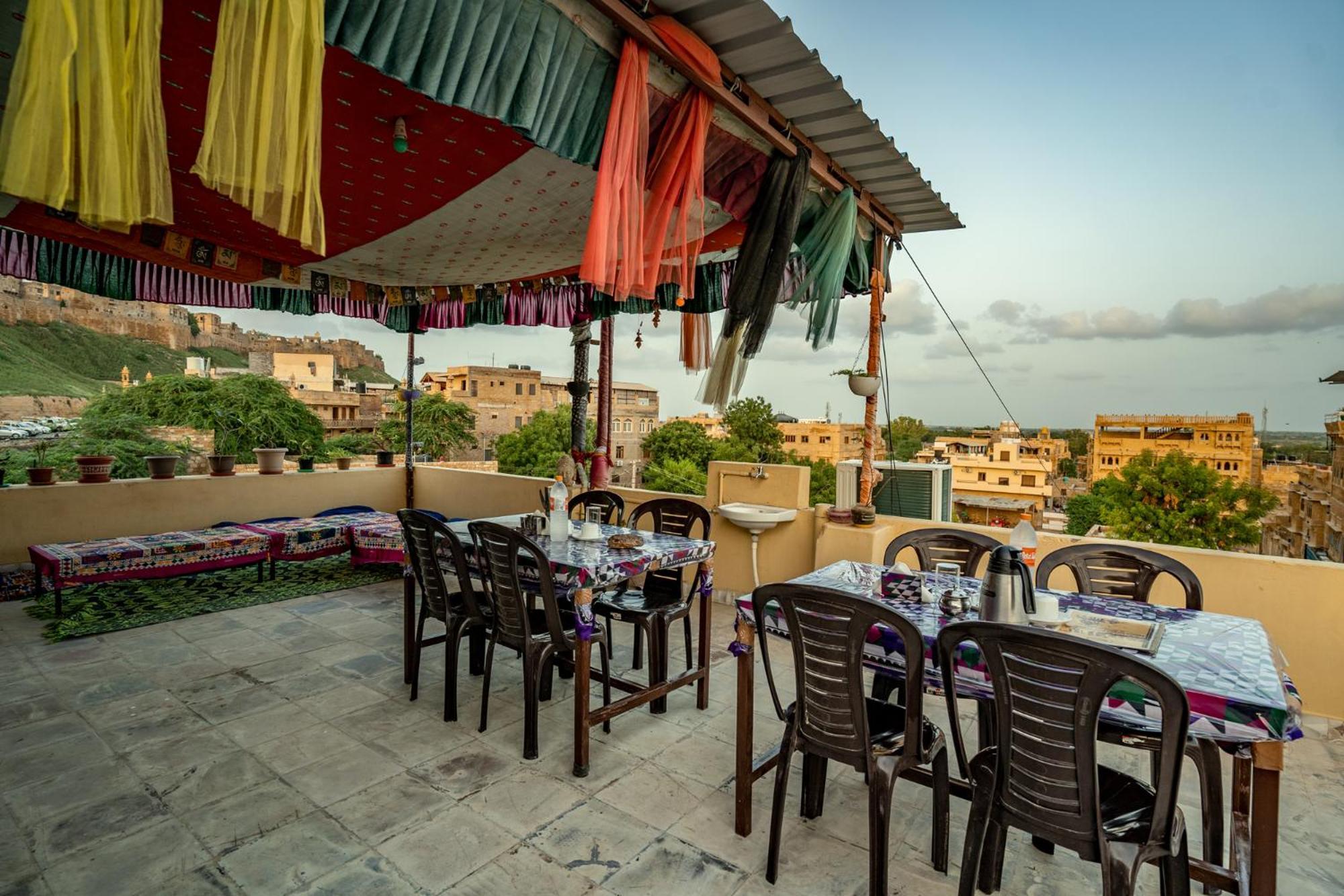 Hotel Relax Inn ג'איסלמר מראה חיצוני תמונה